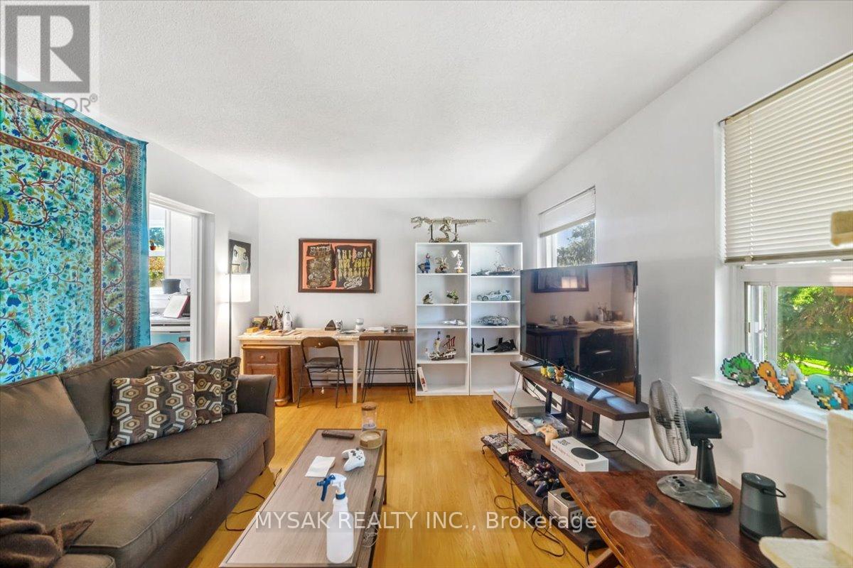 1033 Ravine Road, Oshawa, Ontario  L1H 4C9 - Photo 10 - E12843460