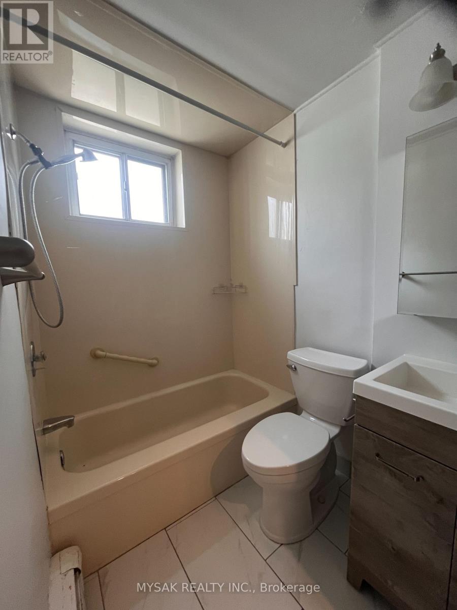 1033 Ravine Road, Oshawa, Ontario  L1H 4C9 - Photo 22 - E12843460