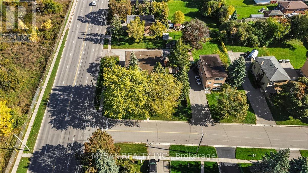 1033 Ravine Road, Oshawa, Ontario  L1H 4C9 - Photo 3 - E12843460