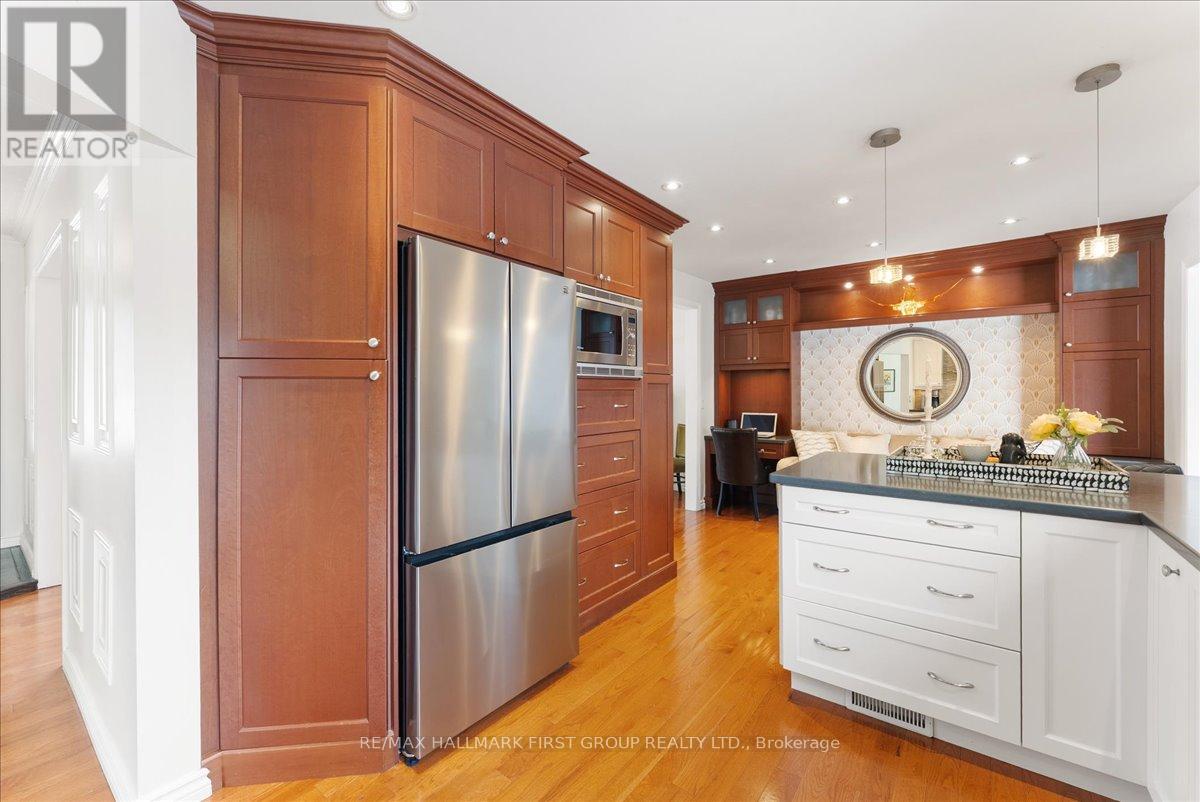 820 Sanok Drive, Pickering, Ontario L1W 2R2 - Photo 11 - E12843474