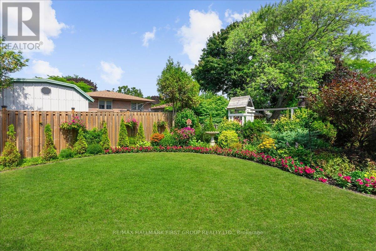 820 Sanok Drive, Pickering, Ontario L1W 2R2 - Photo 39 - E12843474