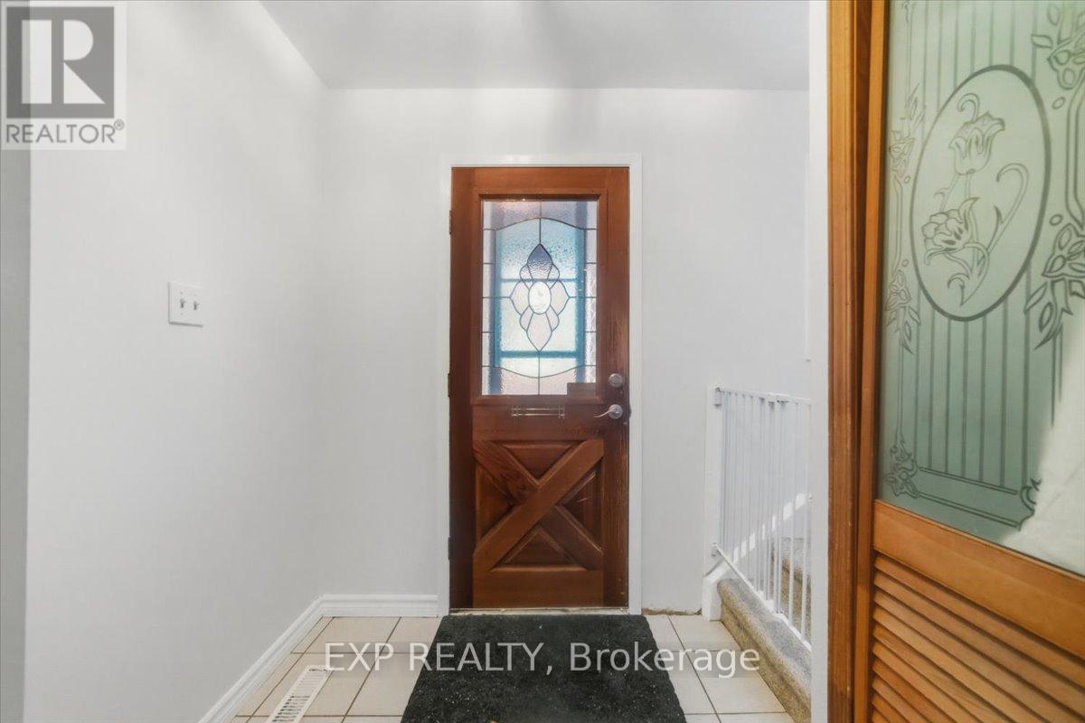 22 Miles Drive S, Ajax, Ontario  L1Z 1C7 - Photo 2 - E12764386