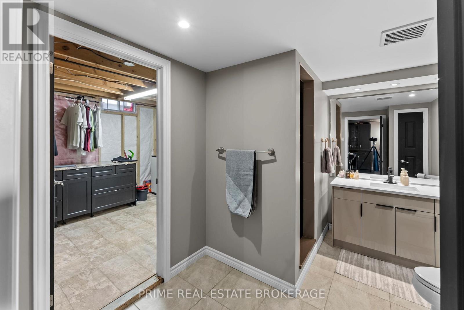 484 Ferndale Avenue, London South, Ontario  N6C 2Z1 - Photo 26 - X12834904