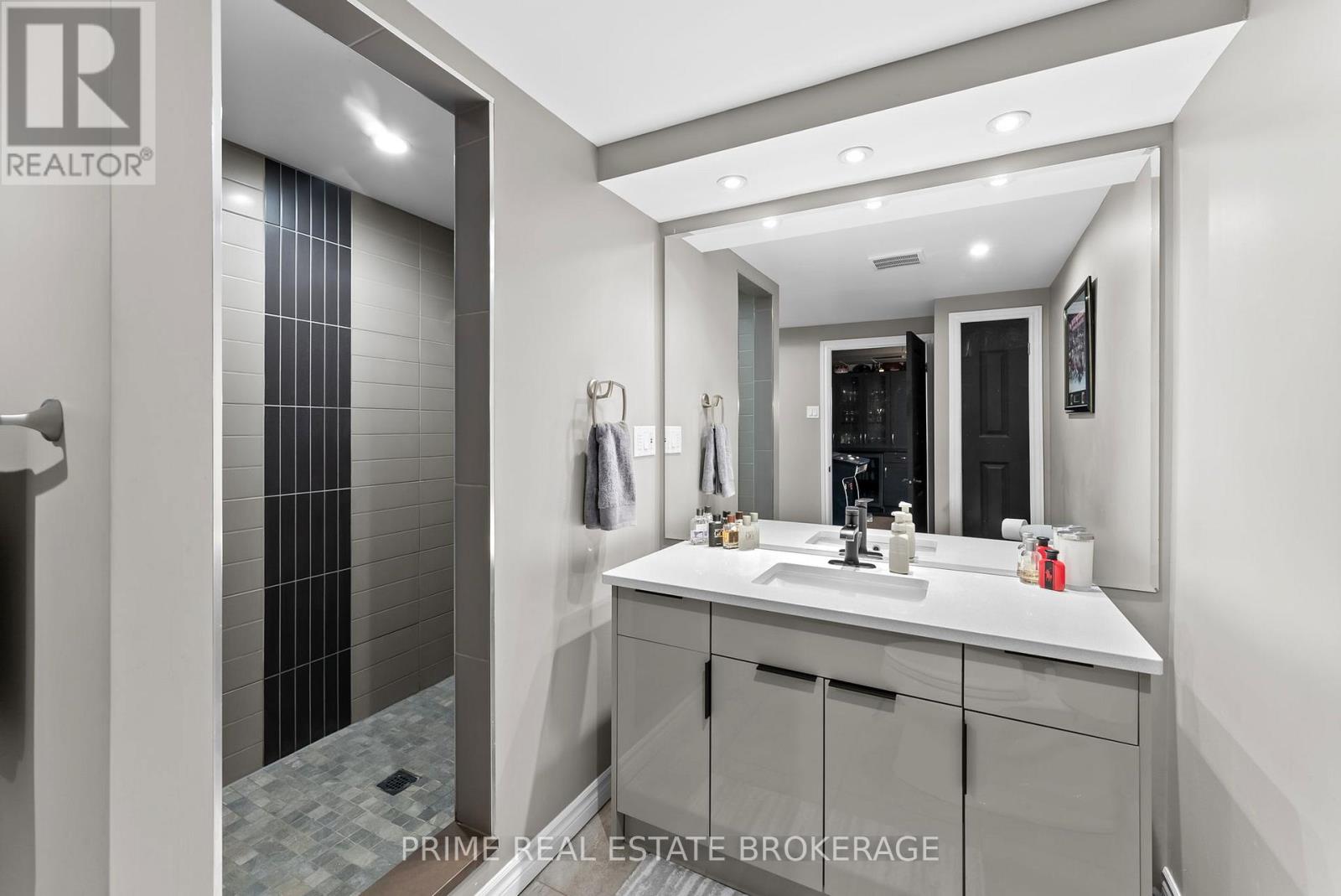 484 Ferndale Avenue, London South, Ontario  N6C 2Z1 - Photo 30 - X12834904