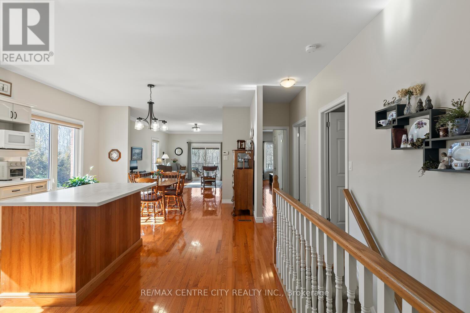 143 Greyrock Crescent, London East, Ontario  N5Y 6L5 - Photo 12 - X12838670