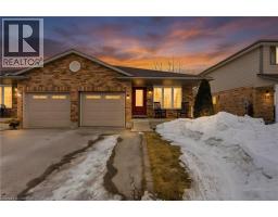 25 BITTERNUT Place, Elmira, Ontario