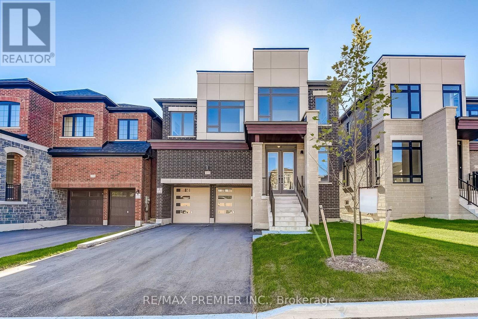 215 FALLHARVEST WAY, Whitchurch-Stouffville, Ontario
