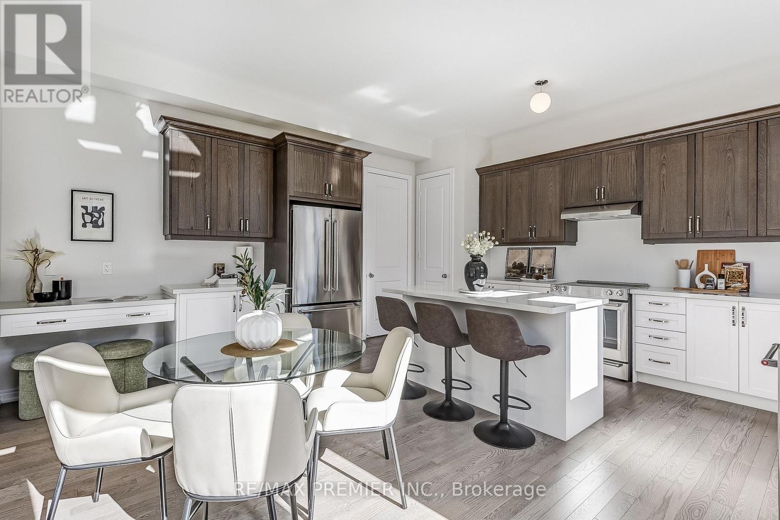 215 Fallharvest Way, Whitchurch-Stouffville, Ontario  L4A 0S1 - Photo 21 - N12843138