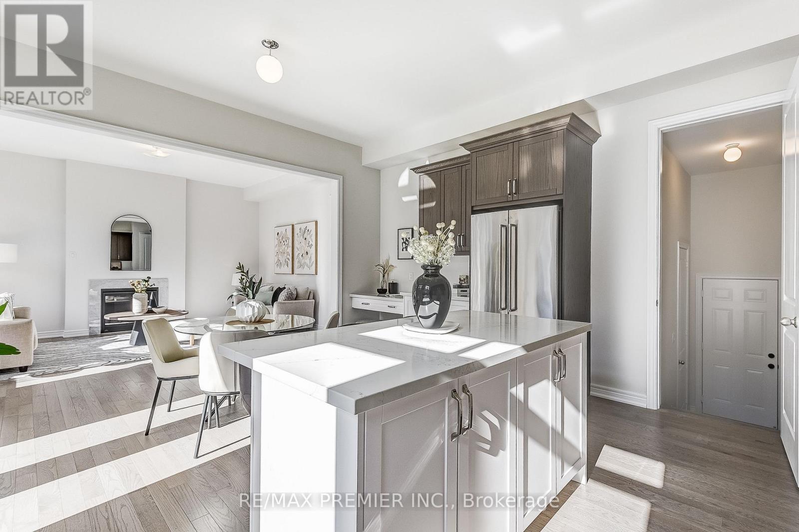 215 Fallharvest Way, Whitchurch-Stouffville, Ontario  L4A 0S1 - Photo 26 - N12843138