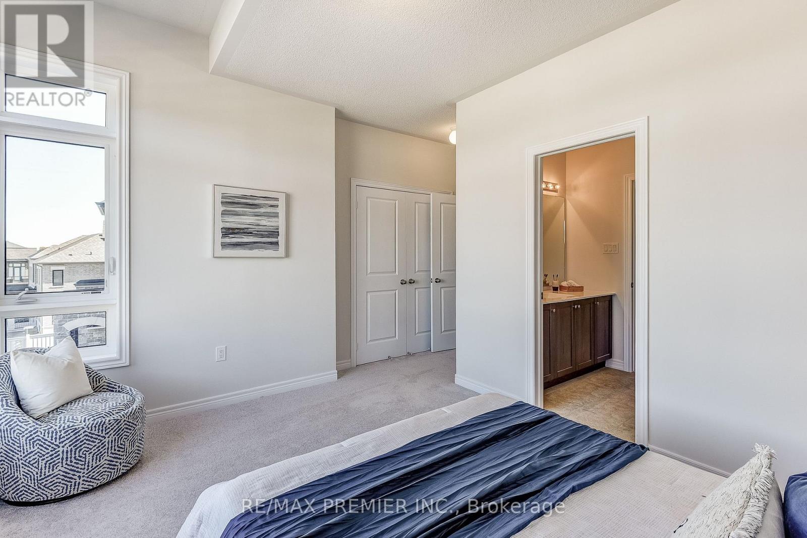 215 Fallharvest Way, Whitchurch-Stouffville, Ontario  L4A 0S1 - Photo 41 - N12843138