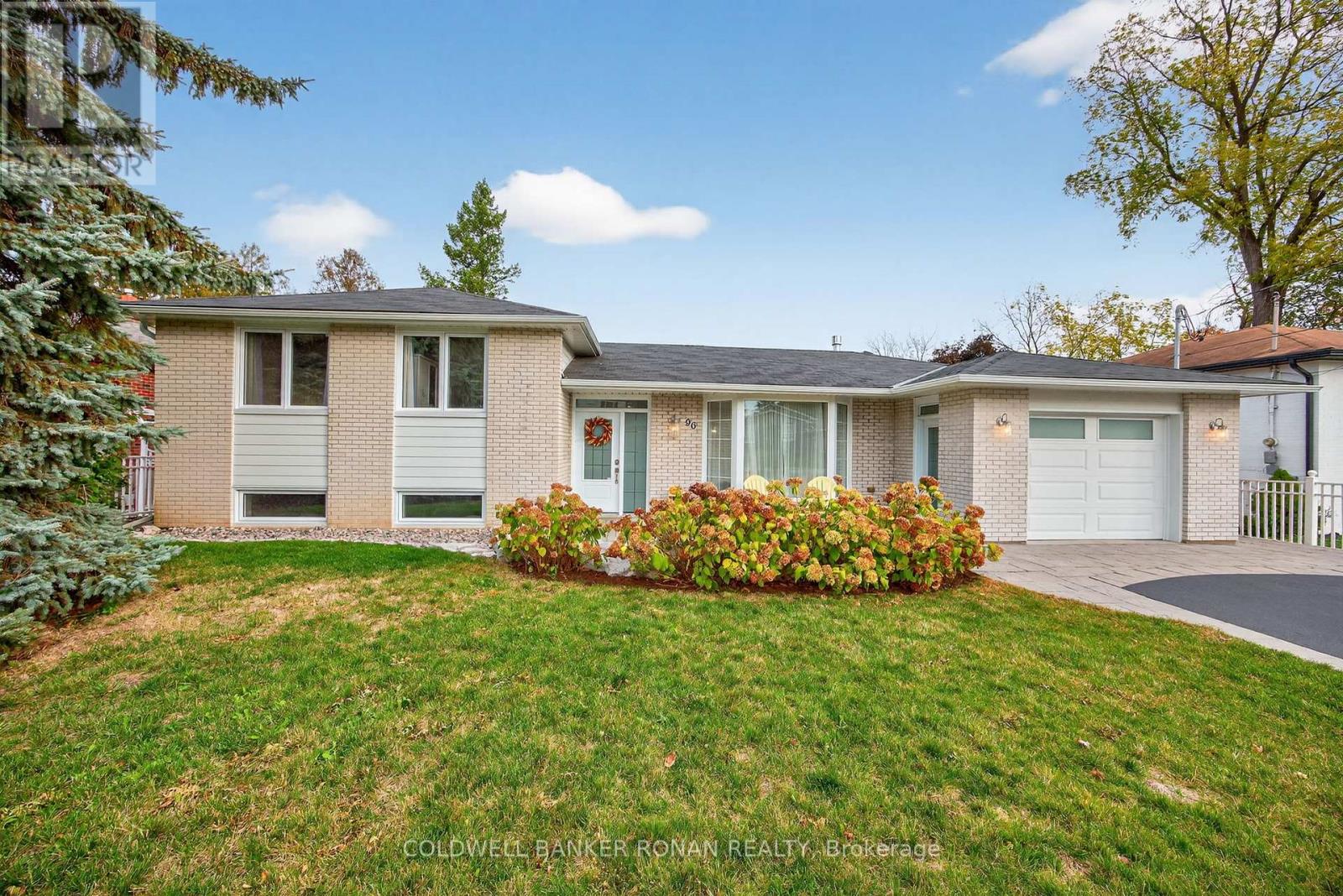 96 Boyne Crescent, New Tecumseth, Ontario  L9R 1K2 - Photo 5 - N12843142