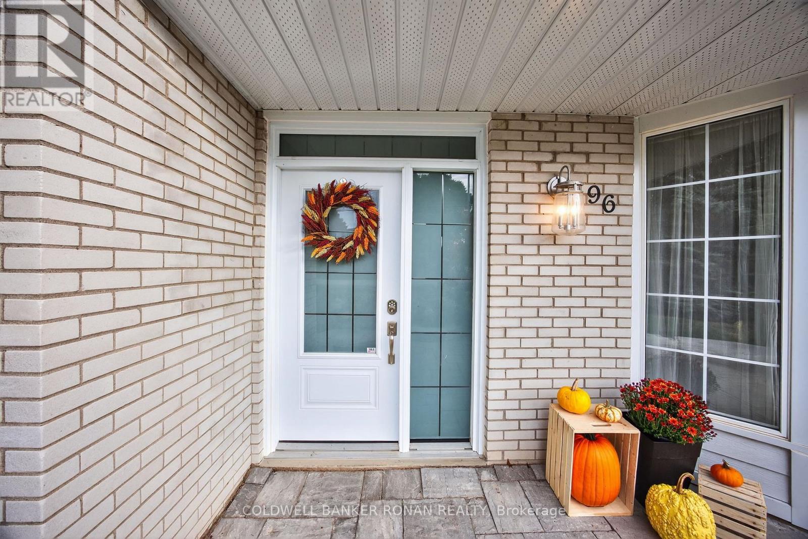 96 Boyne Crescent, New Tecumseth, Ontario  L9R 1K2 - Photo 7 - N12843142