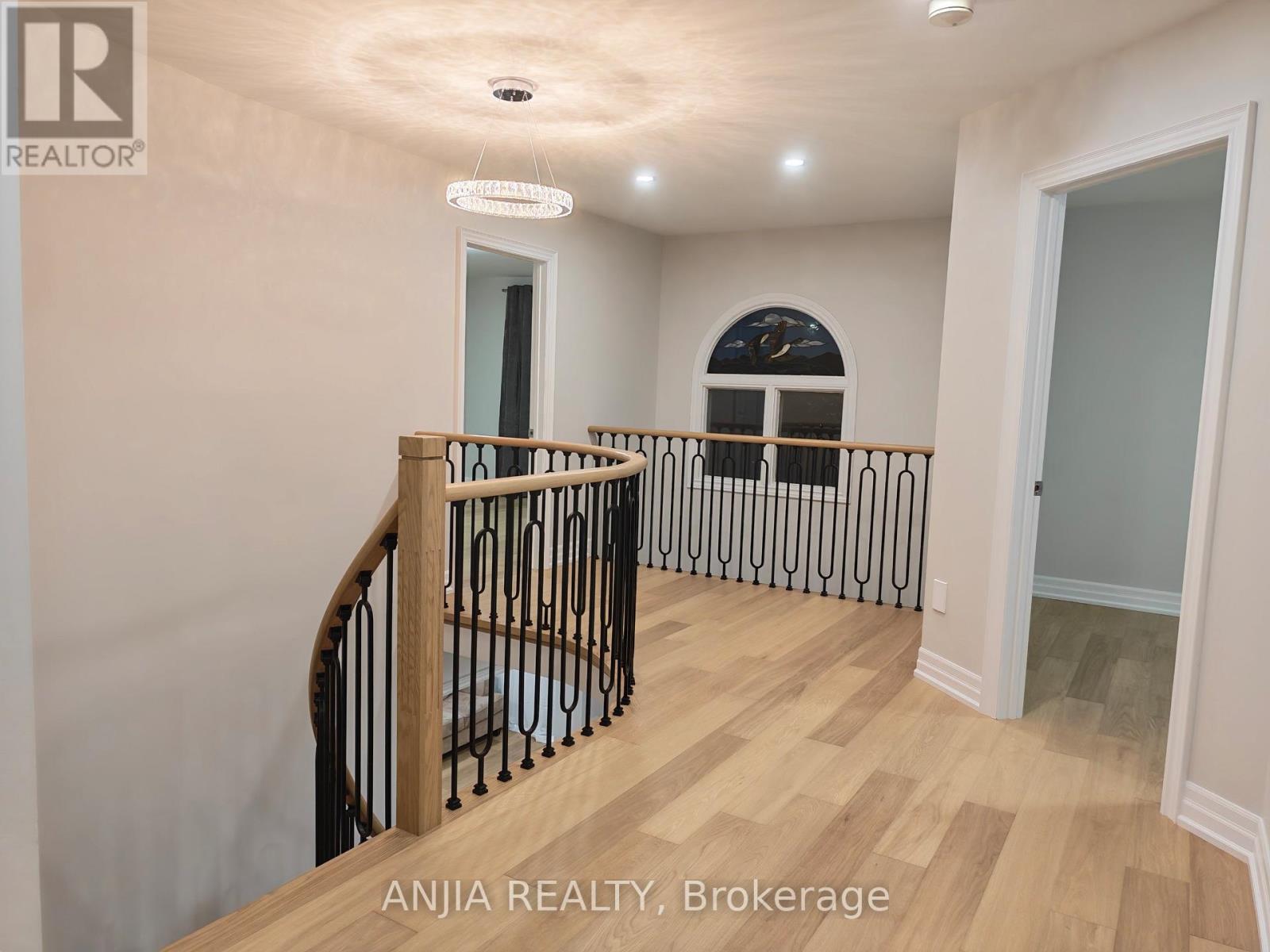 2nd Floor #2 - 5 Janna Court, Markham, Ontario  L3R 8Z3 - Photo 2 - N12843178