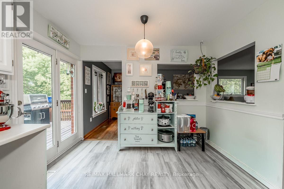 61 Marshall Crescent, Essa (Baxter), Ontario  L0M 1B1 - Photo 12 - N12843196