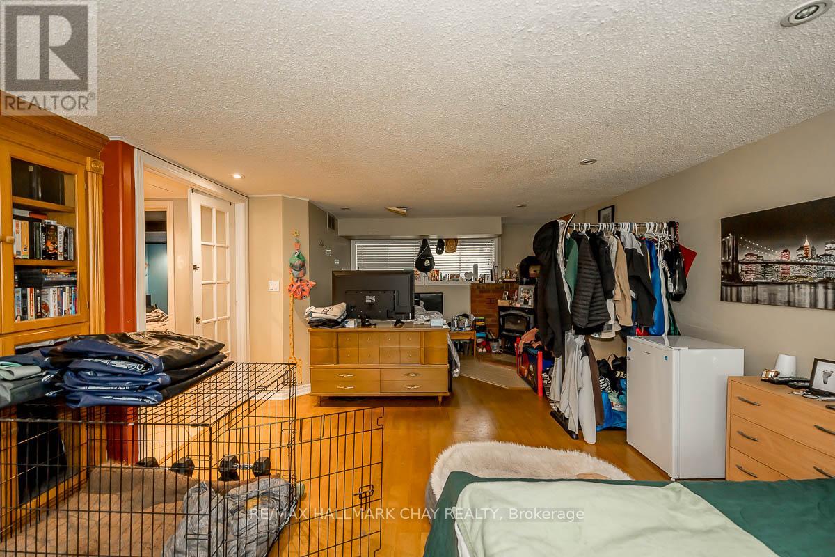 61 Marshall Crescent, Essa (Baxter), Ontario  L0M 1B1 - Photo 26 - N12843196