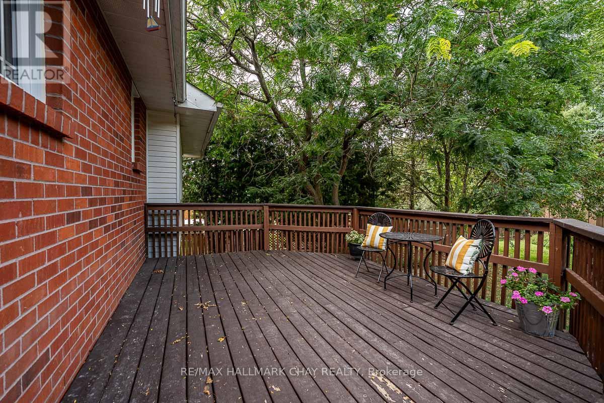 61 Marshall Crescent, Essa (Baxter), Ontario  L0M 1B1 - Photo 30 - N12843196