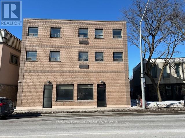 A - 18 WELLINGTON STREET E, Aurora, Ontario