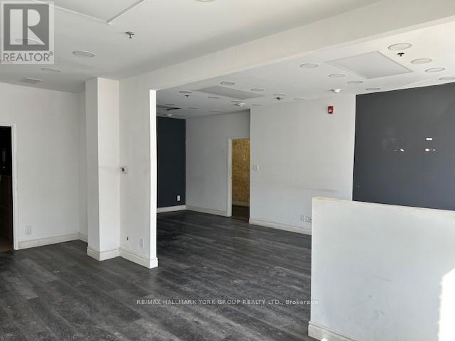 A - 18 Wellington Street E, Aurora, Ontario  L4G 1H5 - Photo 2 - N12843208