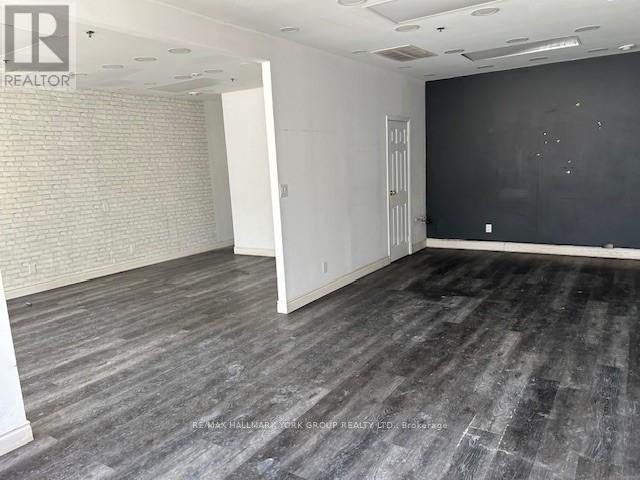 A - 18 Wellington Street E, Aurora, Ontario  L4G 1H5 - Photo 3 - N12843208