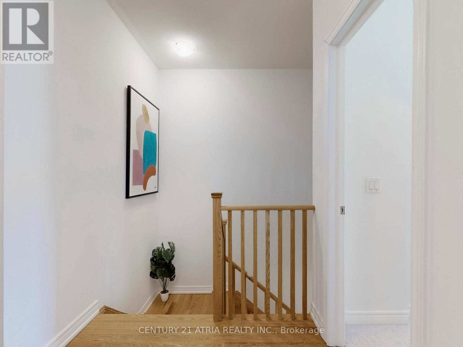 28 Veterans Street, Bradford West Gwillimbury, Ontario  L3Z 4L3 - Photo 22 - N12843282