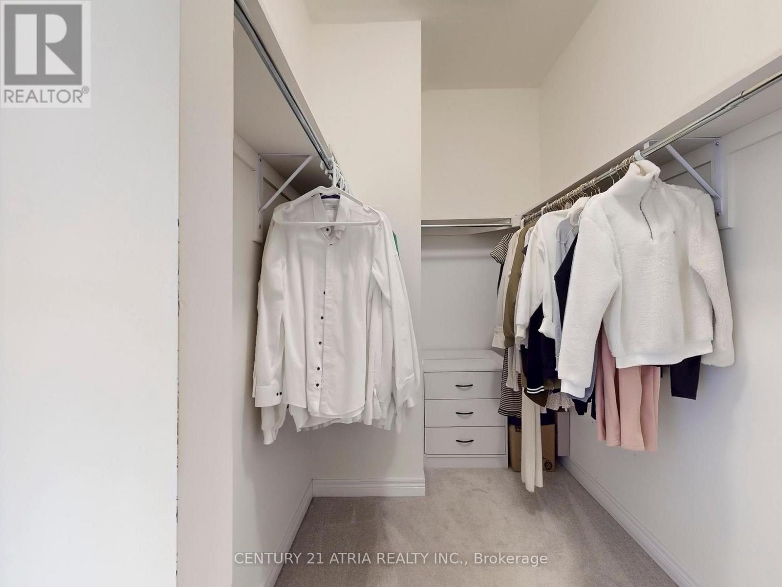 28 Veterans Street, Bradford West Gwillimbury, Ontario  L3Z 4L3 - Photo 25 - N12843282