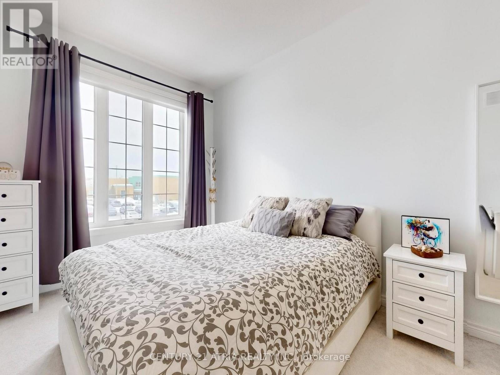 28 Veterans Street, Bradford West Gwillimbury, Ontario  L3Z 4L3 - Photo 29 - N12843282