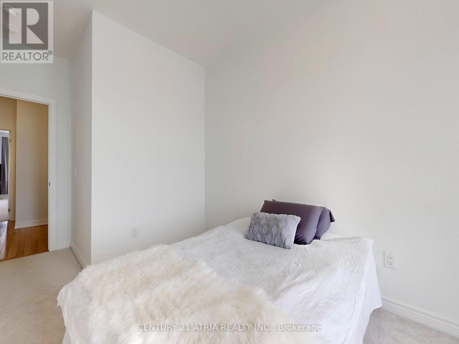 28 Veterans Street, Bradford West Gwillimbury, Ontario  L3Z 4L3 - Photo 34 - N12843282