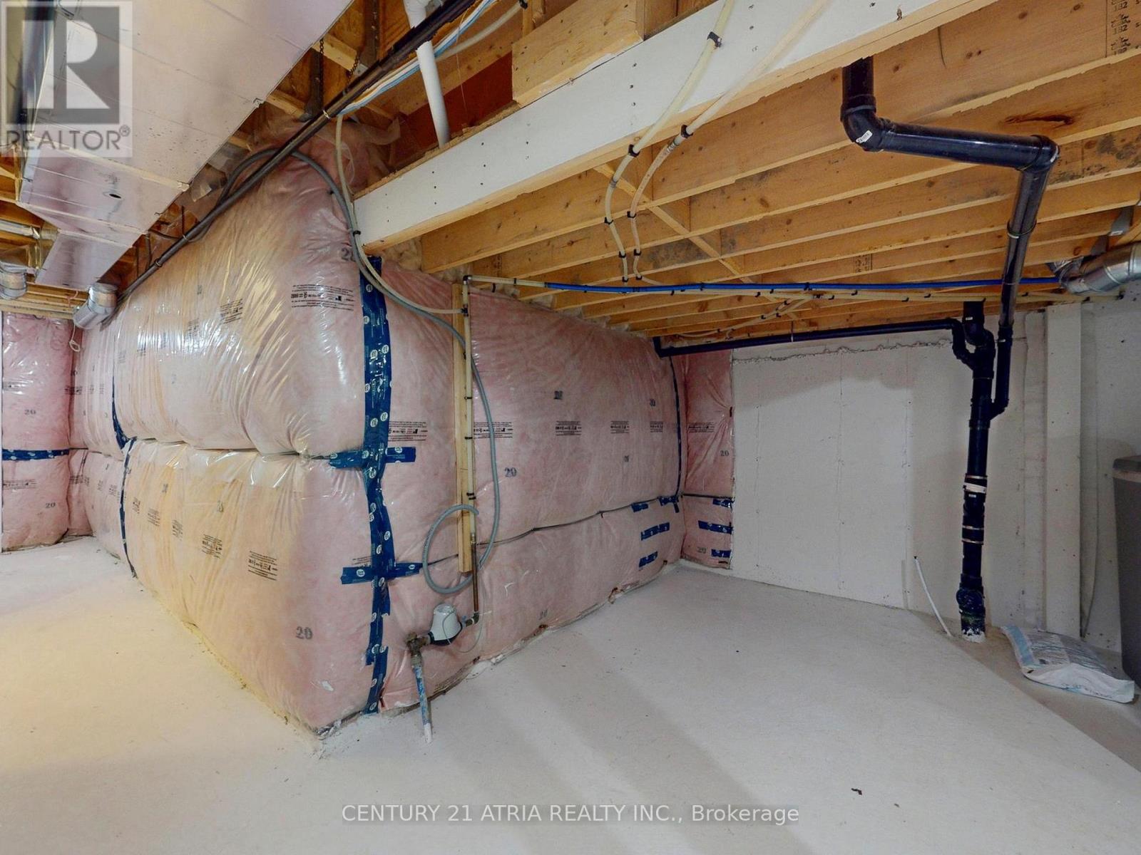 28 Veterans Street, Bradford West Gwillimbury, Ontario  L3Z 4L3 - Photo 40 - N12843282