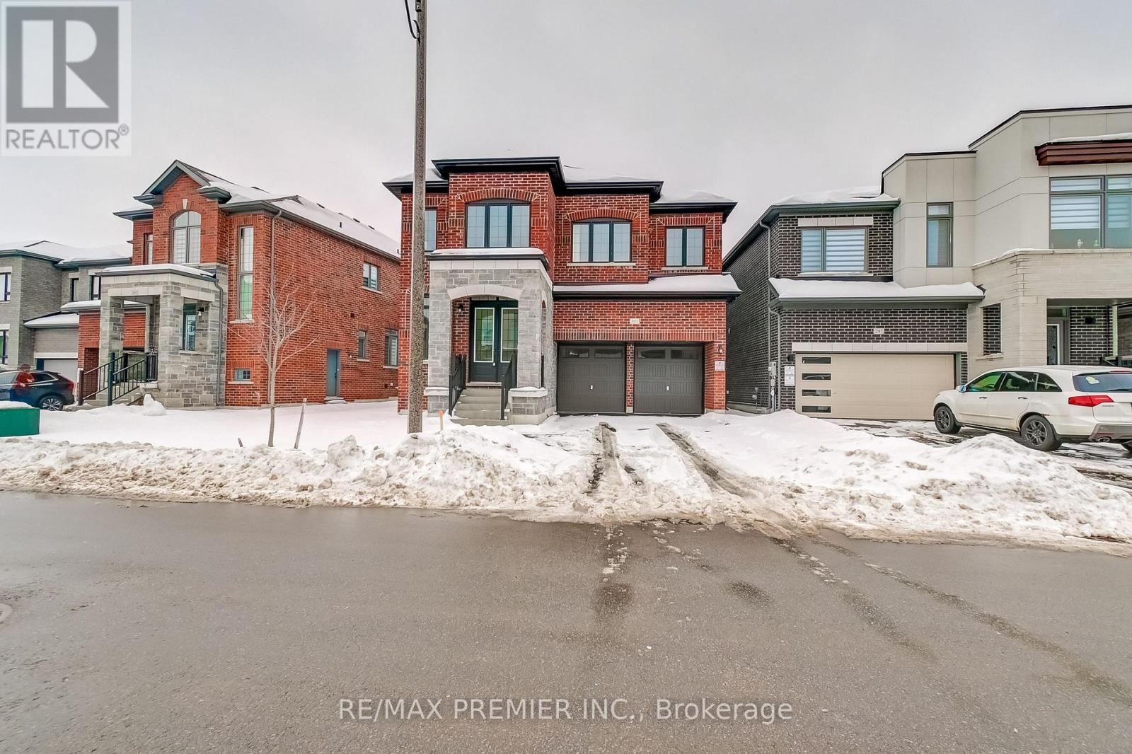 301 Wesmina Avenue, Whitchurch-Stouffville, Ontario  L4A 5C2 - Photo 2 - N12843328