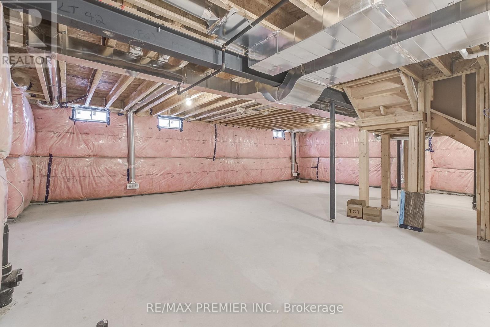 301 Wesmina Avenue, Whitchurch-Stouffville, Ontario  L4A 5C2 - Photo 44 - N12843328