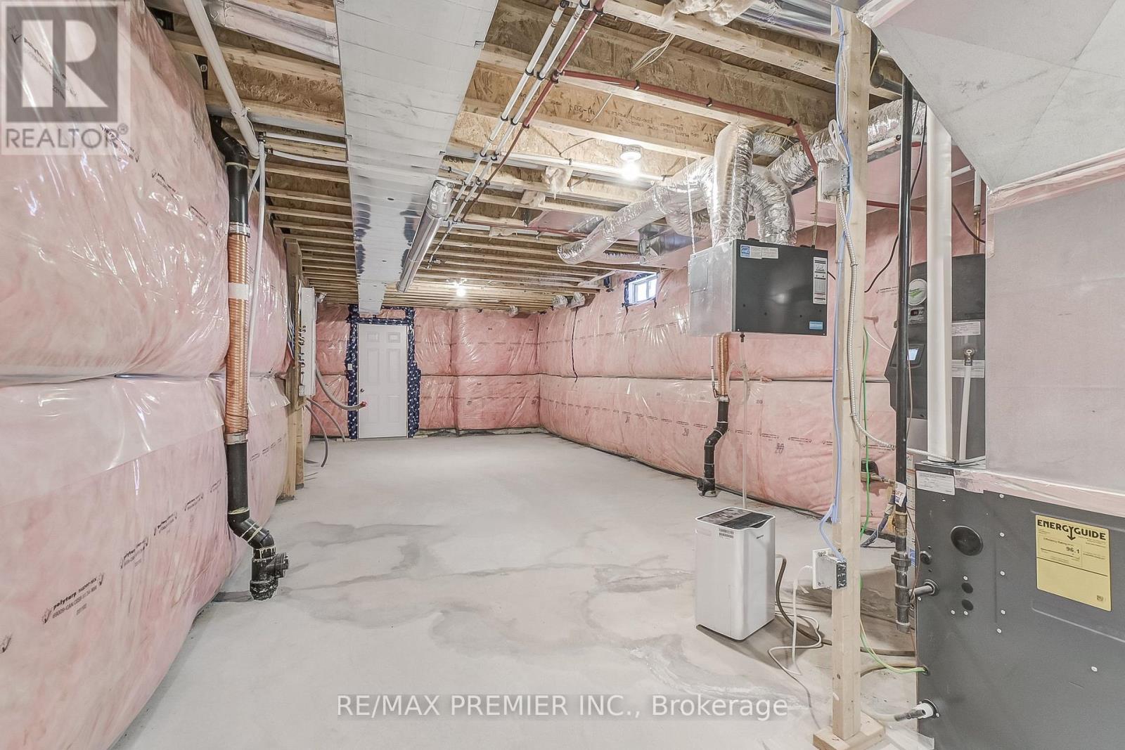 301 Wesmina Avenue, Whitchurch-Stouffville, Ontario  L4A 5C2 - Photo 47 - N12843328