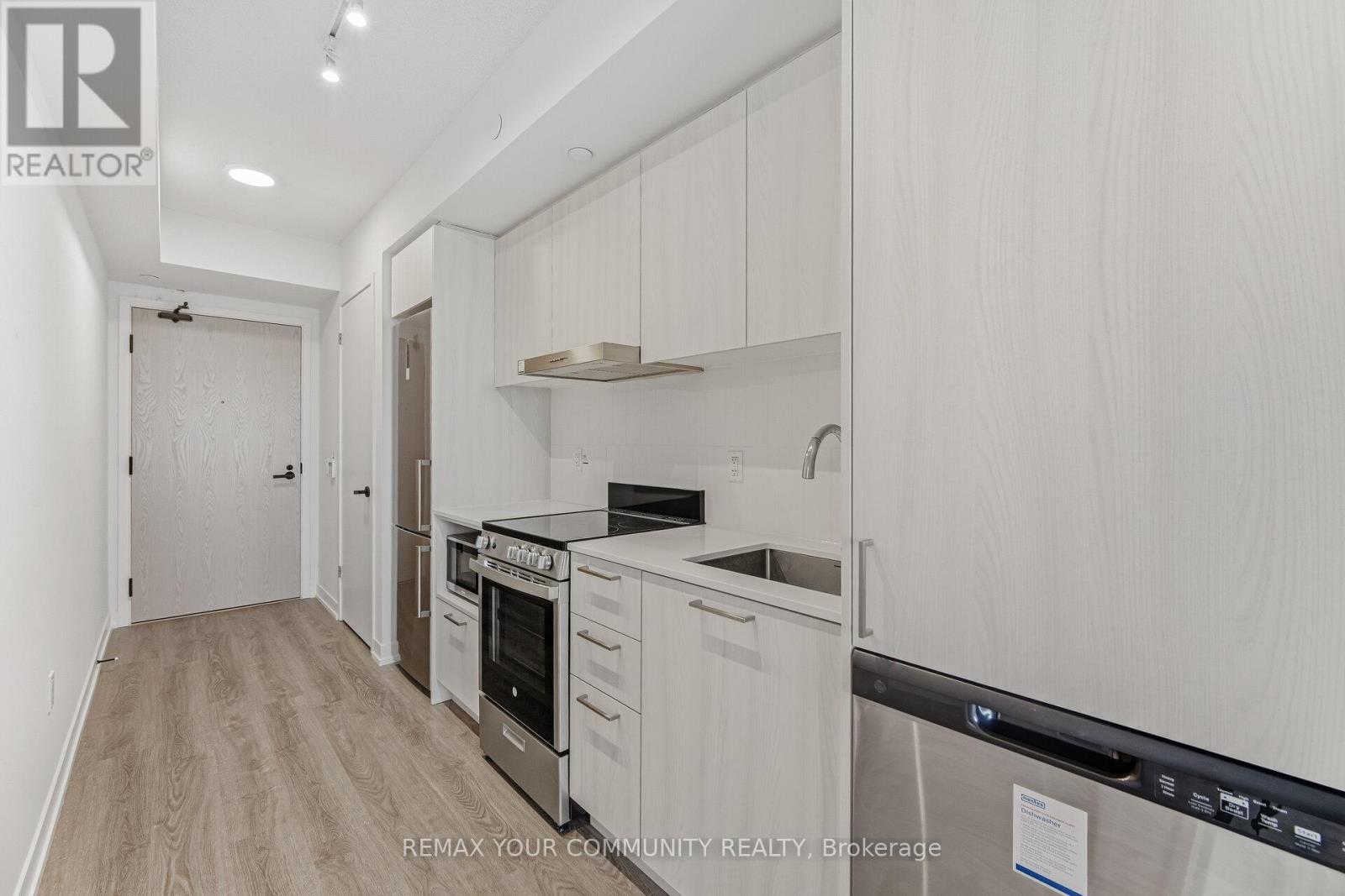 3002 - 195 Commerce Street, Vaughan, Ontario  L4K 0P9 - Photo 11 - N12843366