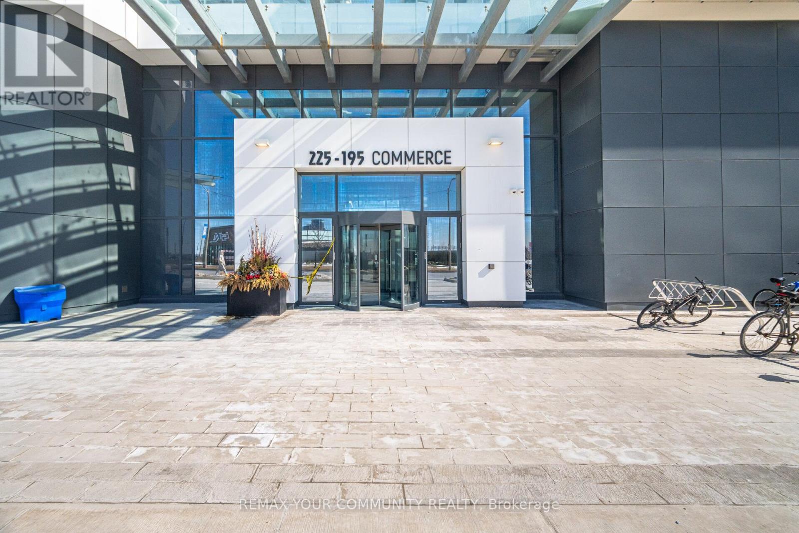 3002 - 195 Commerce Street, Vaughan, Ontario  L4K 0P9 - Photo 4 - N12843366