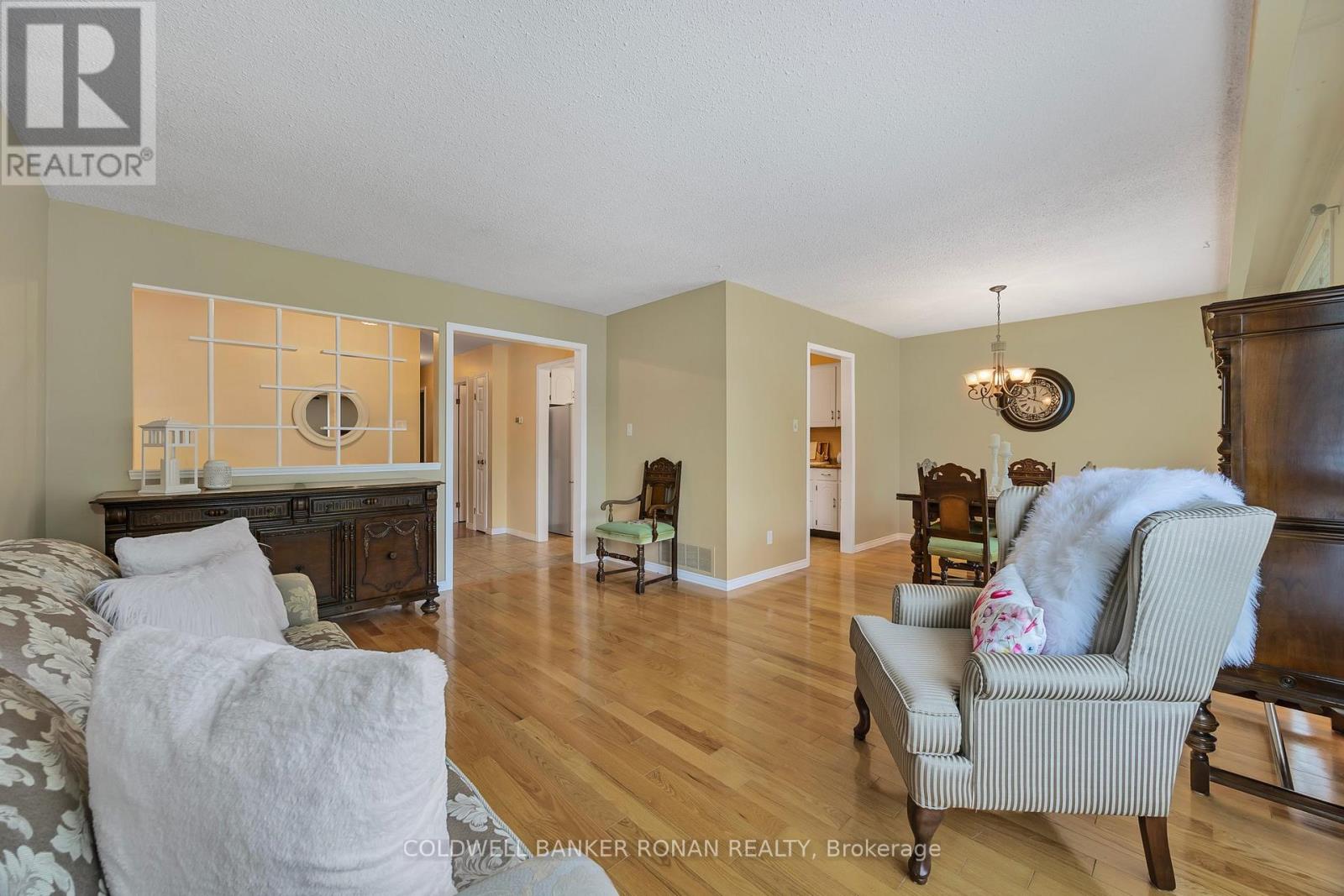 39 Mitchell Avenue, New Tecumseth, Ontario  L9R 1C9 - Photo 12 - N12843390