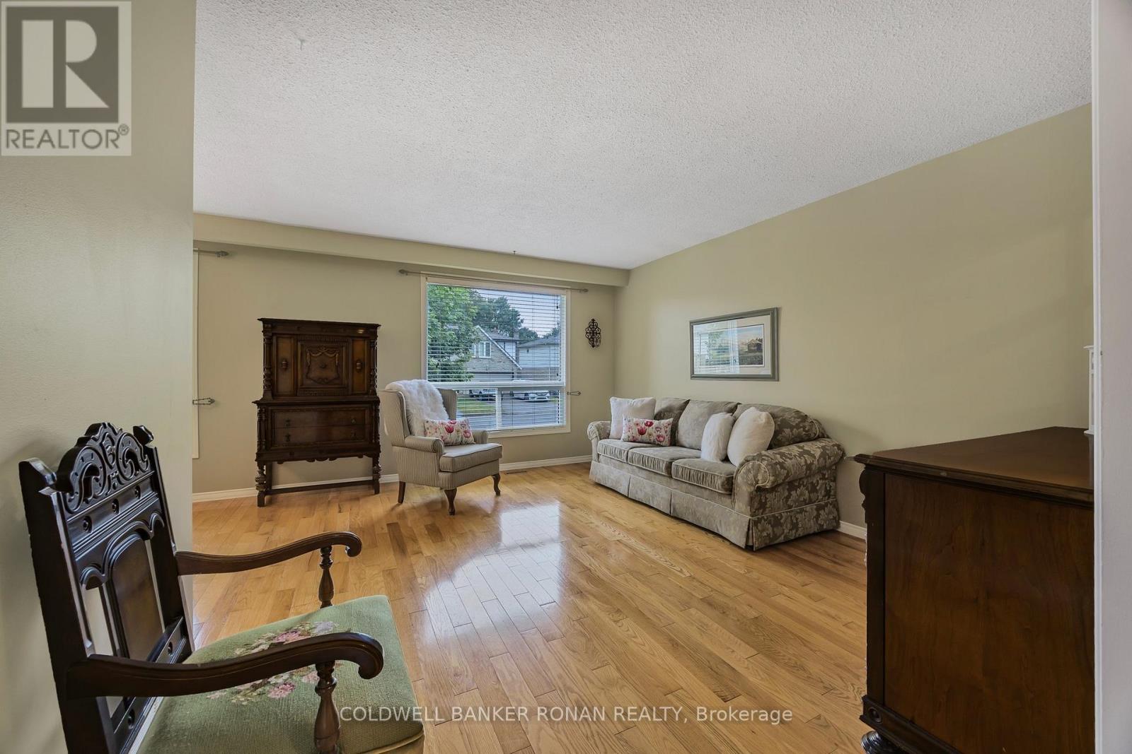 39 Mitchell Avenue, New Tecumseth, Ontario  L9R 1C9 - Photo 13 - N12843390