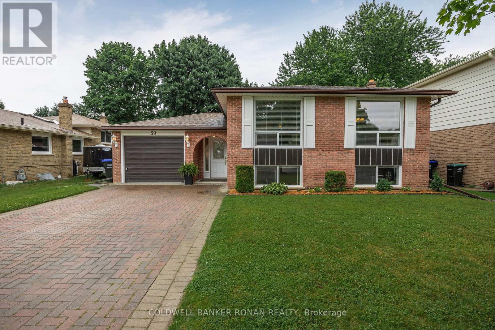 39 Mitchell Avenue, New Tecumseth, Ontario  L9R 1C9 - Photo 2 - N12843390