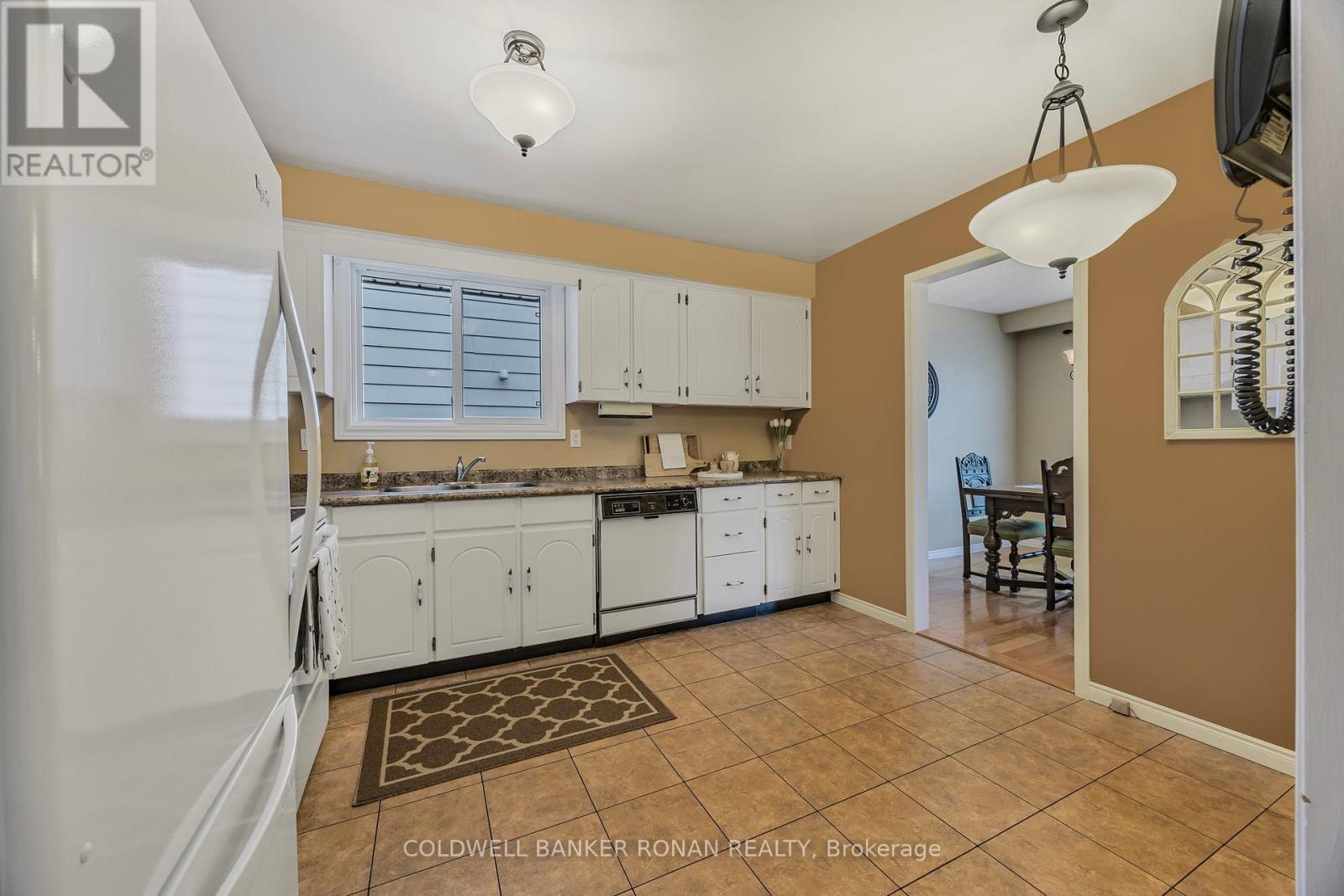 39 Mitchell Avenue, New Tecumseth, Ontario  L9R 1C9 - Photo 8 - N12843390