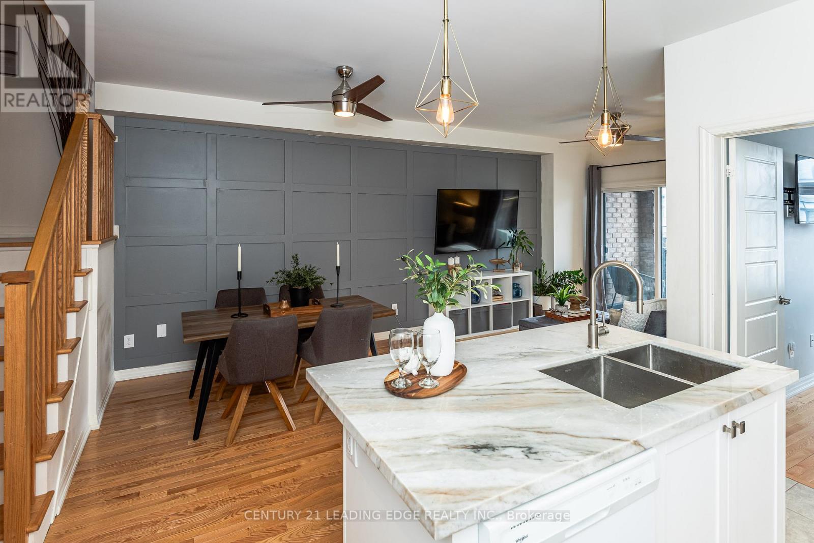 256 Vivant Street, Newmarket, Ontario  L3X 0K9 - Photo 11 - N12843394