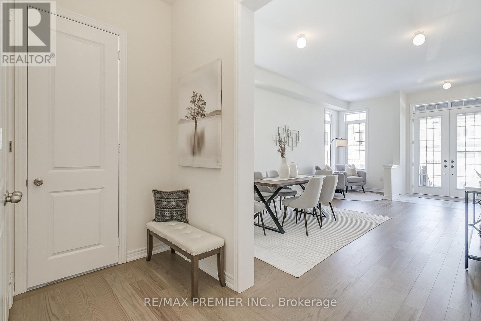 207 Fallharvest Way, Whitchurch-Stouffville, Ontario  L4A 5C2 - Photo 12 - N12843424