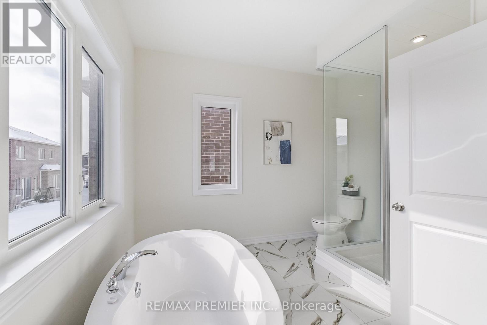 207 Fallharvest Way, Whitchurch-Stouffville, Ontario  L4A 5C2 - Photo 42 - N12843424