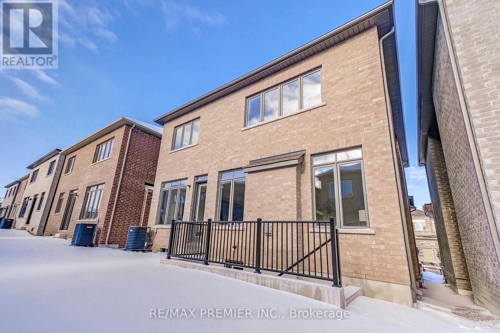 207 Fallharvest Way, Whitchurch-Stouffville, Ontario  L4A 5C2 - Photo 49 - N12843424