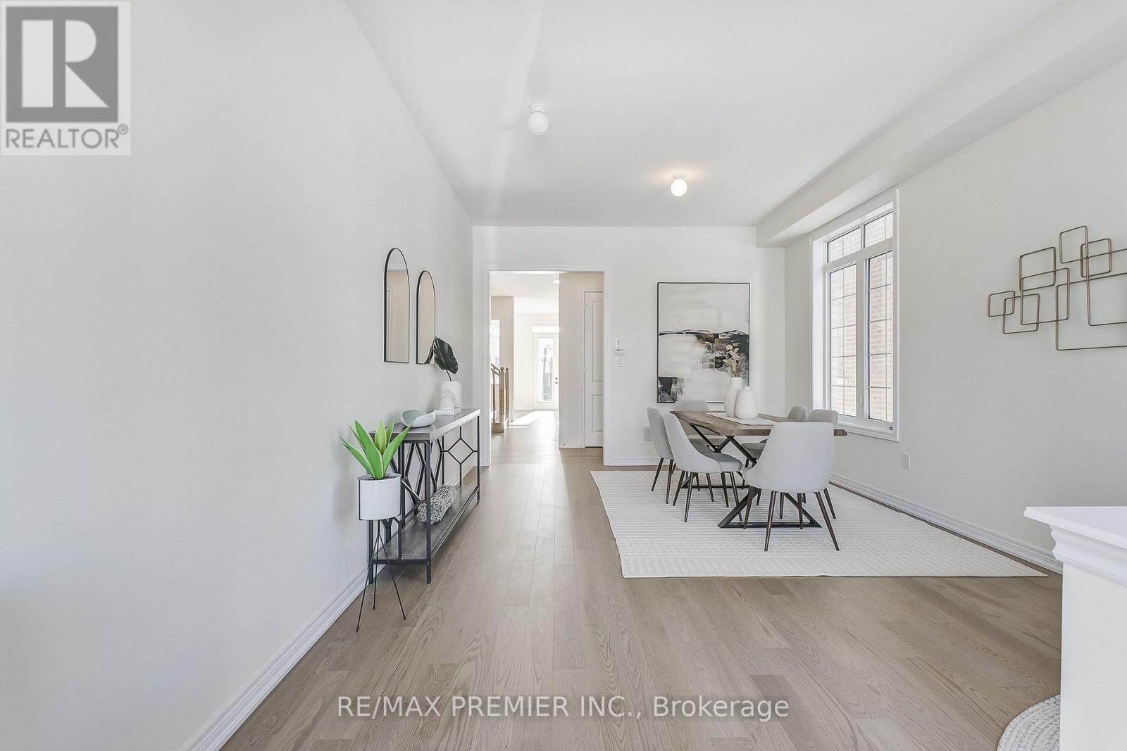 207 Fallharvest Way, Whitchurch-Stouffville, Ontario  L4A 5C2 - Photo 6 - N12843424