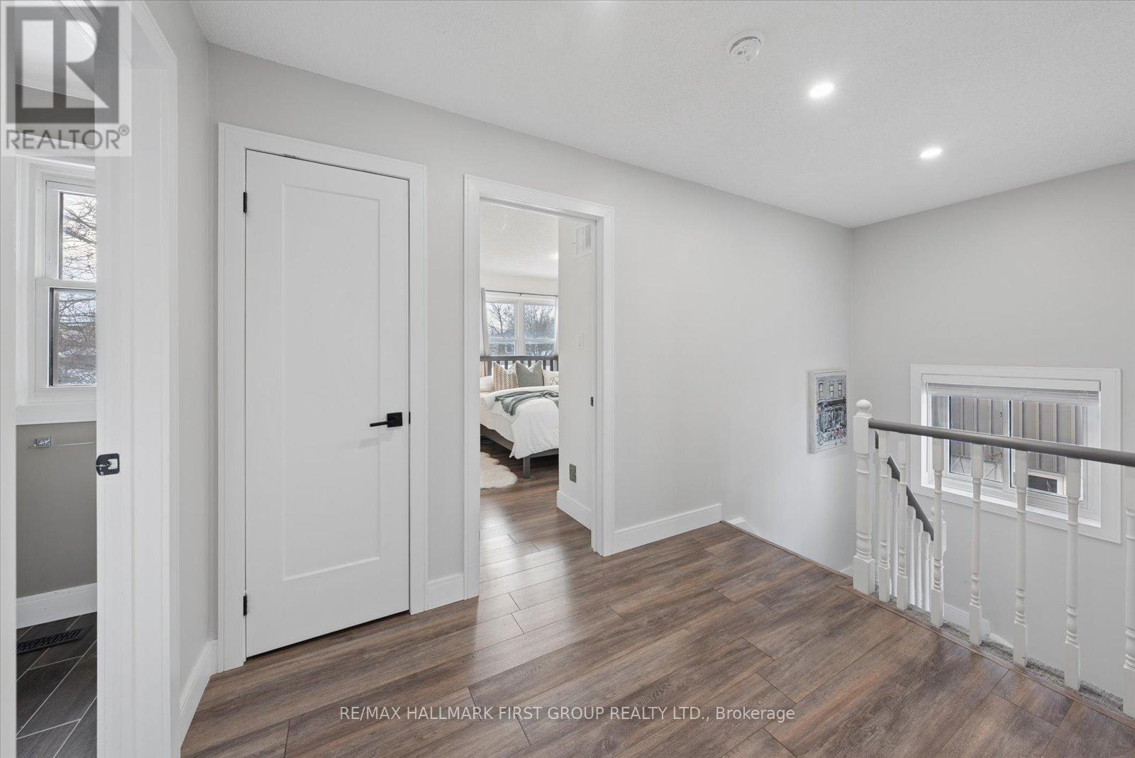 101 Natanya Boulevard, Georgina, Ontario  L4P 3P9 - Photo 20 - N12843432