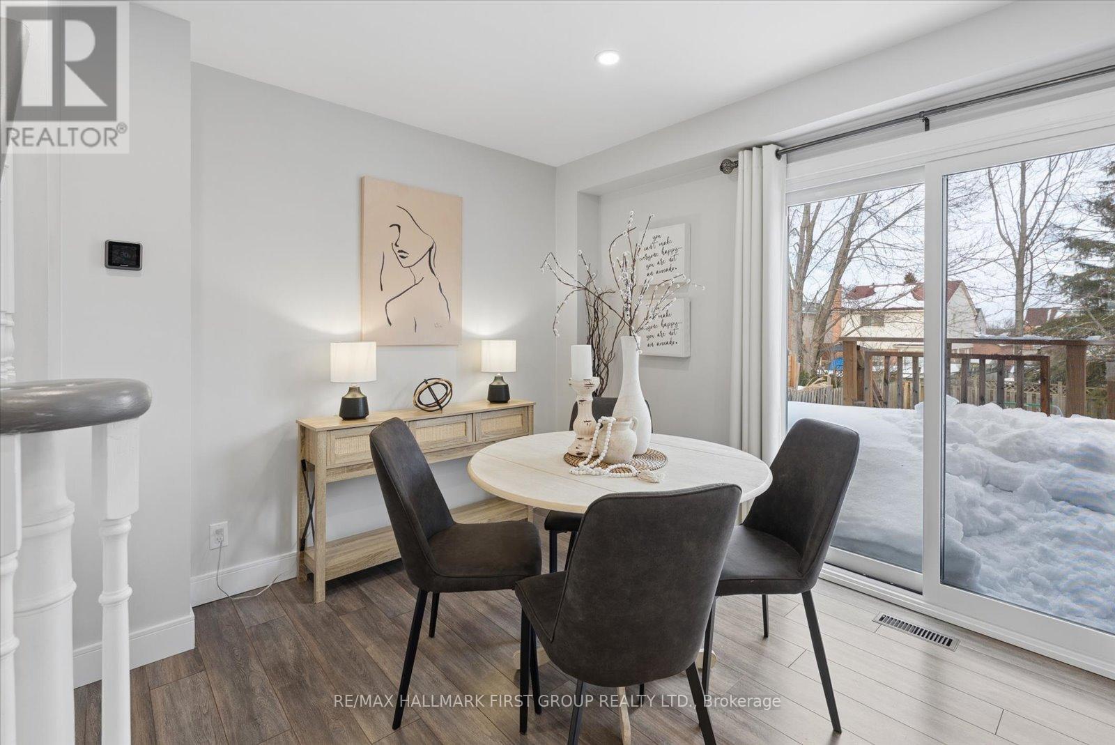 101 Natanya Boulevard, Georgina, Ontario  L4P 3P9 - Photo 6 - N12843432