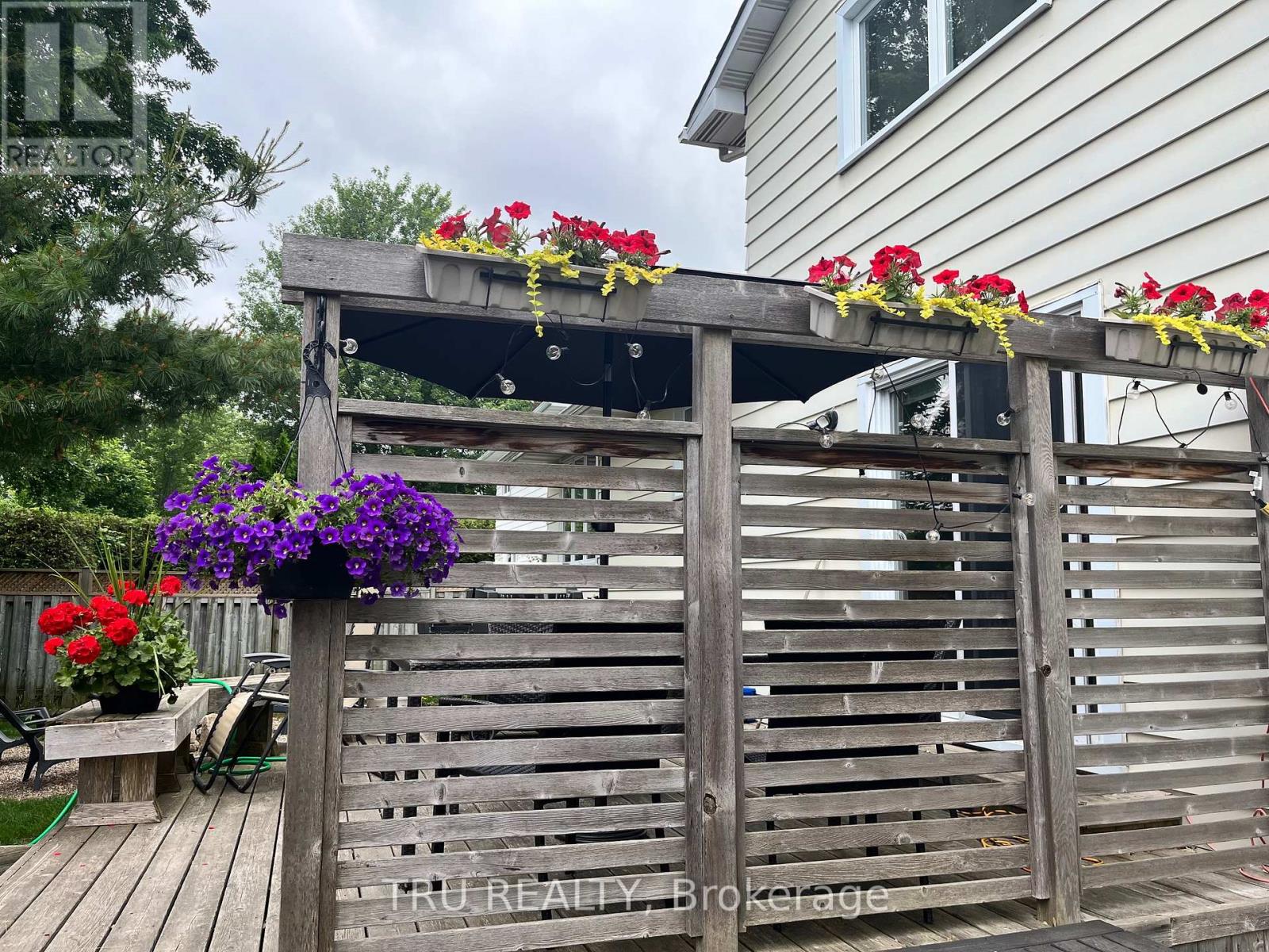 1719 Meadowview Crescent N, Ottawa, Ontario  K1C 1T9 - Photo 37 - X12778252