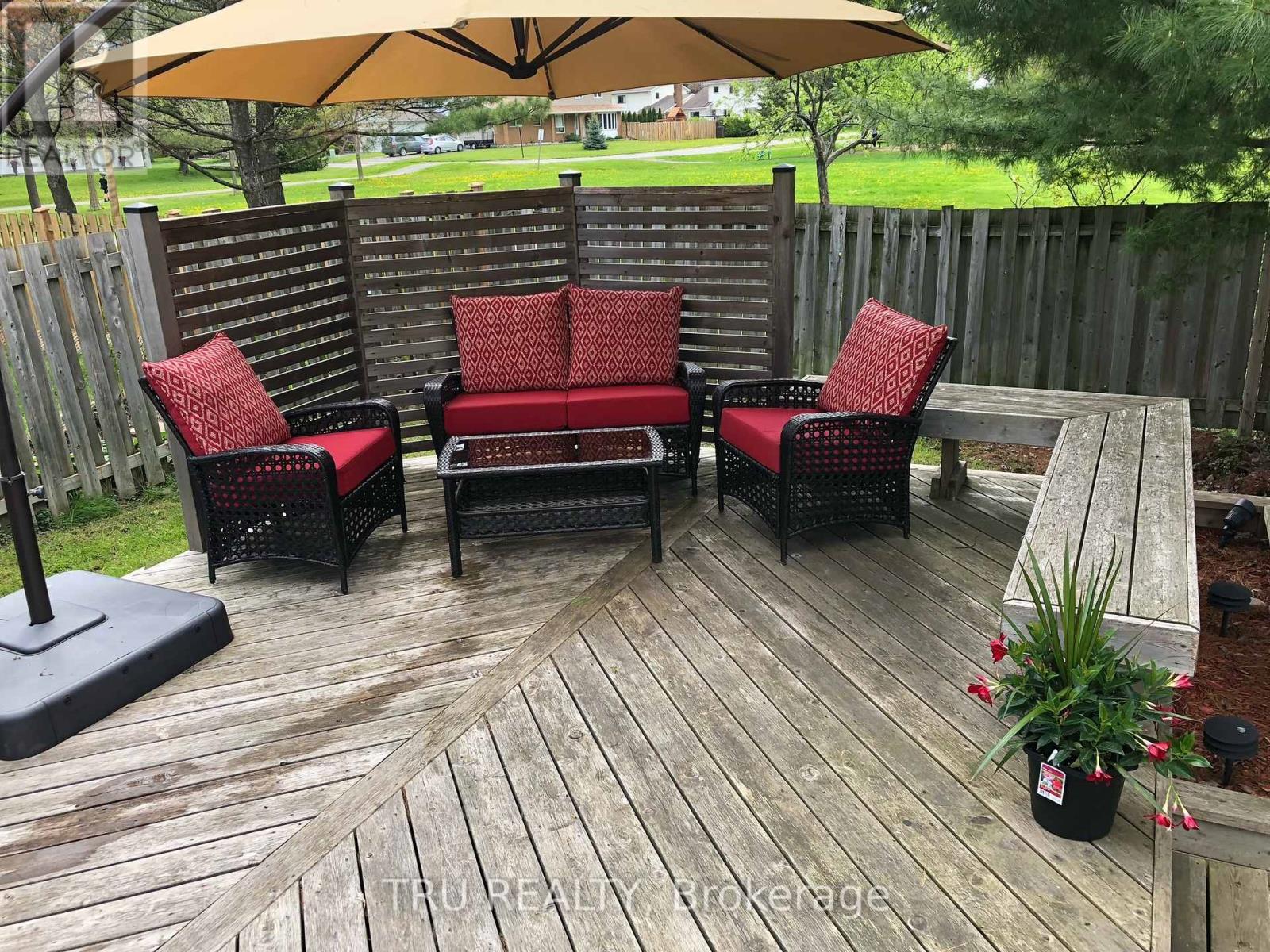 1719 Meadowview Crescent N, Ottawa, Ontario  K1C 1T9 - Photo 38 - X12778252