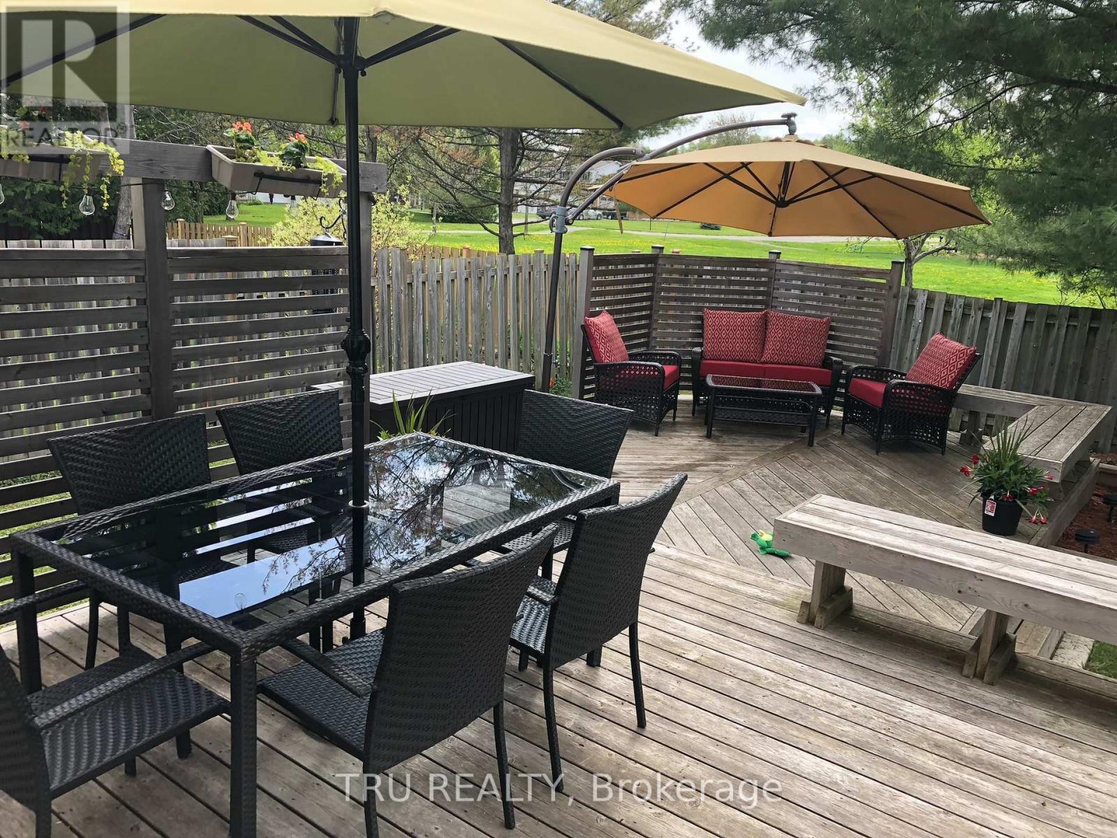 1719 Meadowview Crescent N, Ottawa, Ontario  K1C 1T9 - Photo 33 - X12778252