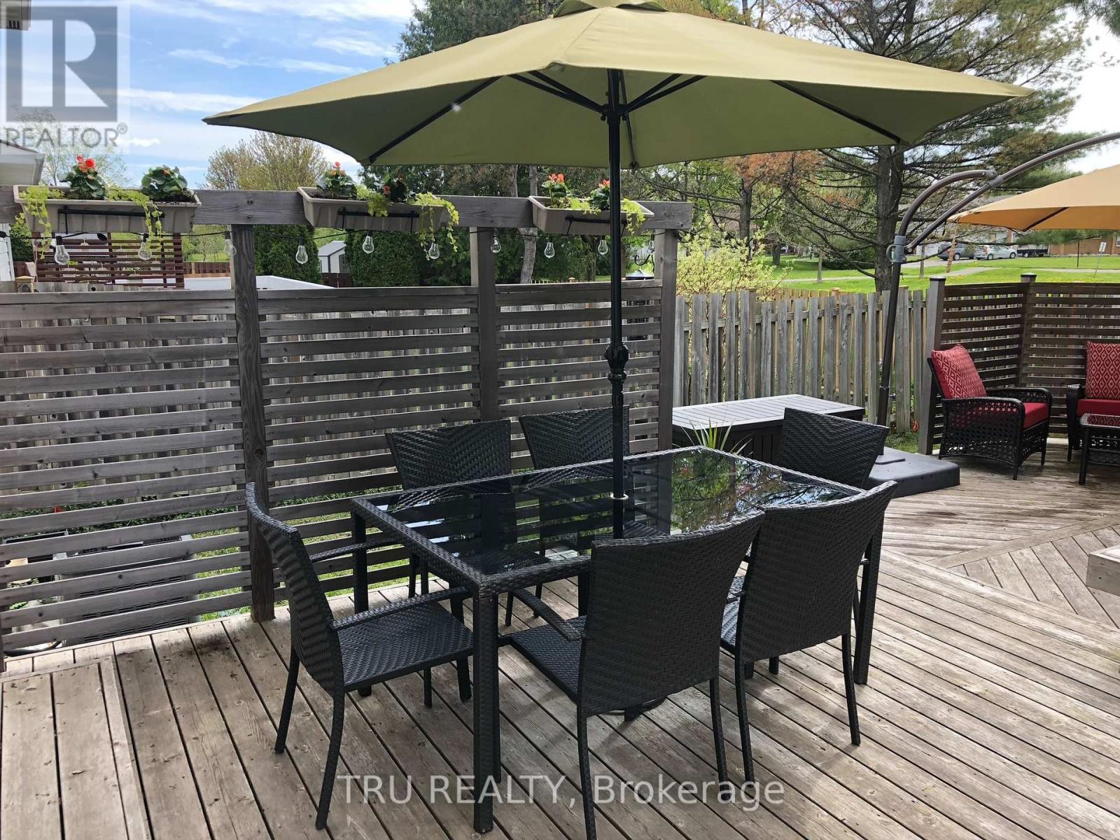 1719 Meadowview Crescent N, Ottawa, Ontario  K1C 1T9 - Photo 36 - X12778252