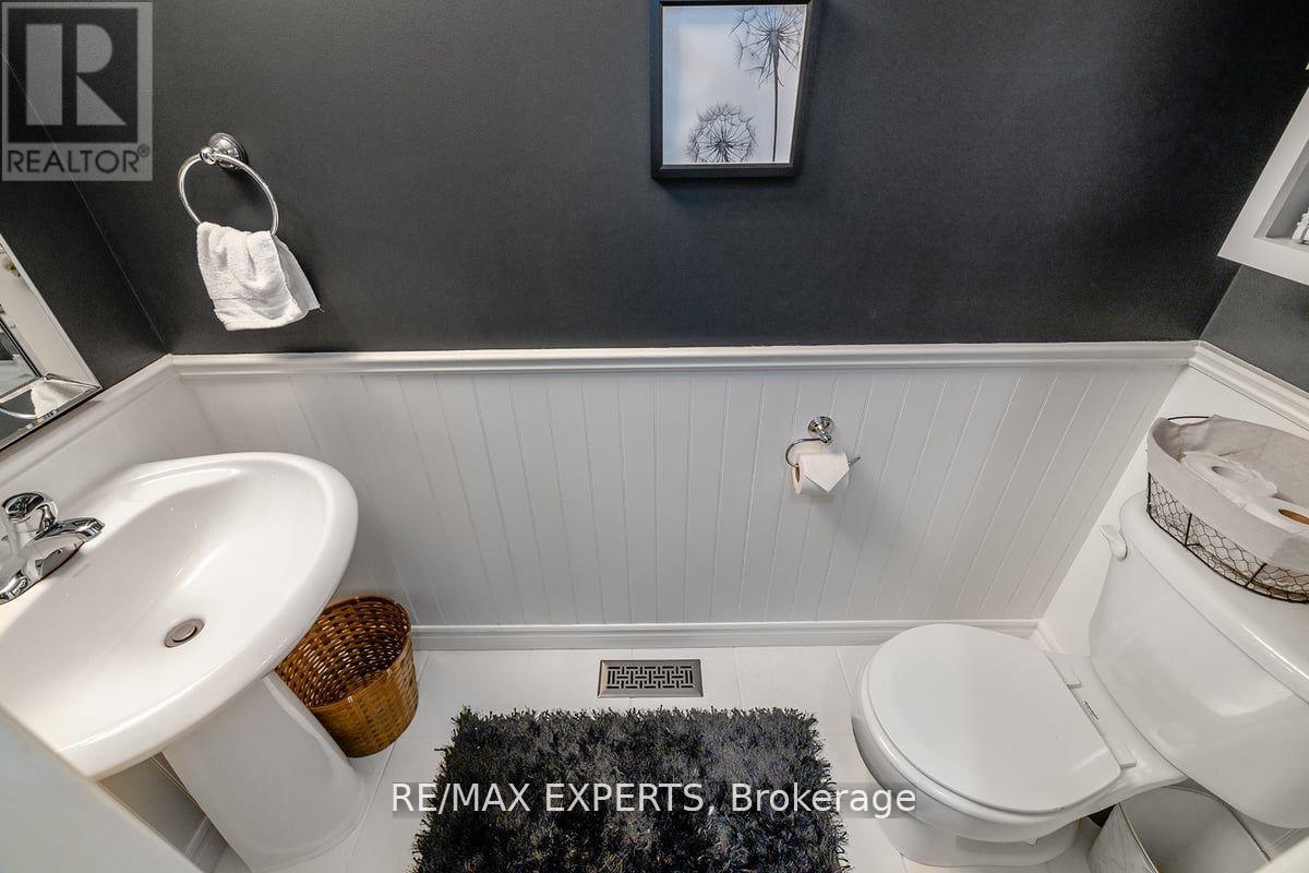 10 Snowden Avenue, Barrie, Ontario  L4M 7H3 - Photo 16 - S12843112