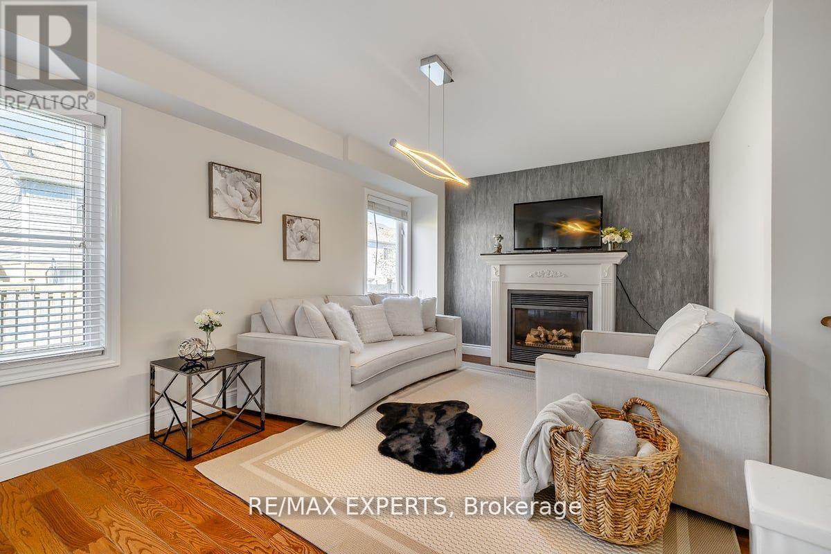 10 Snowden Avenue, Barrie, Ontario  L4M 7H3 - Photo 9 - S12843112